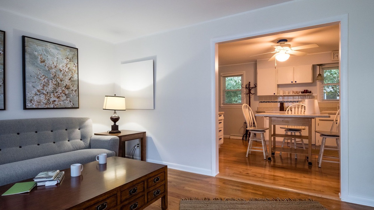 Photo of Livingroom in McKownville
