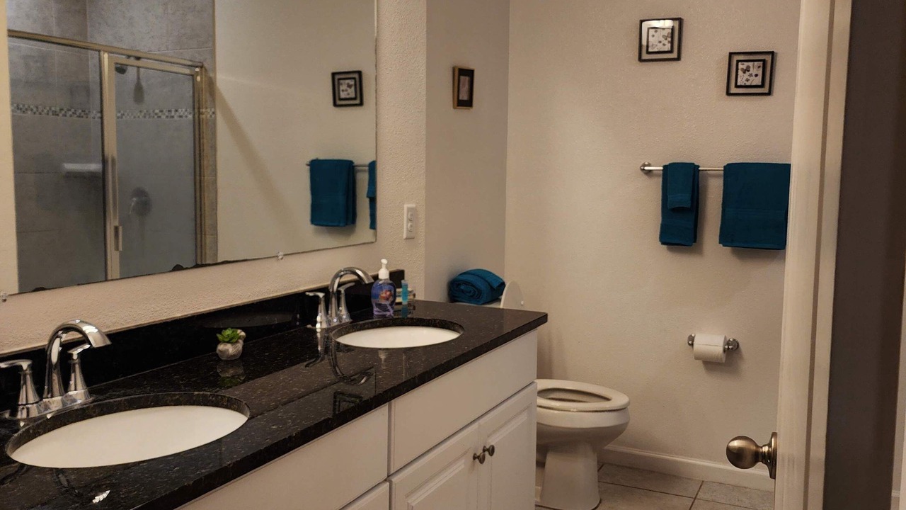 Photo of Bathroom in Kingsland