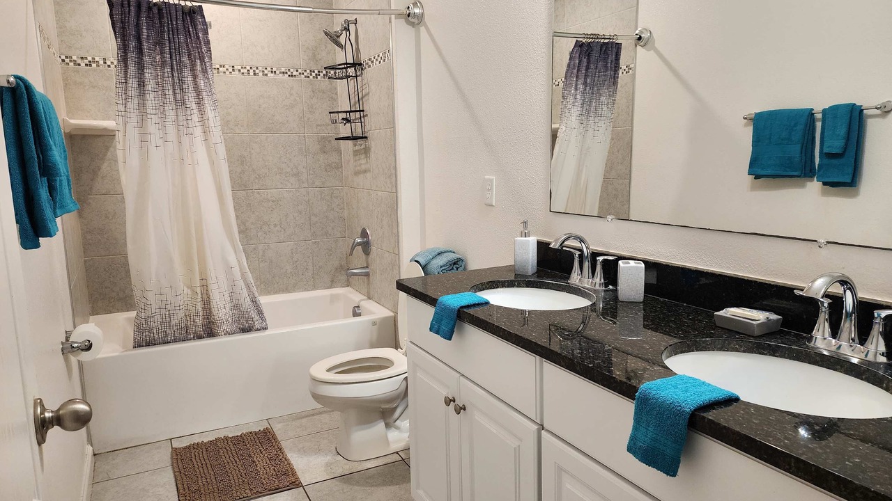 Photo of Bathroom in Kingsland