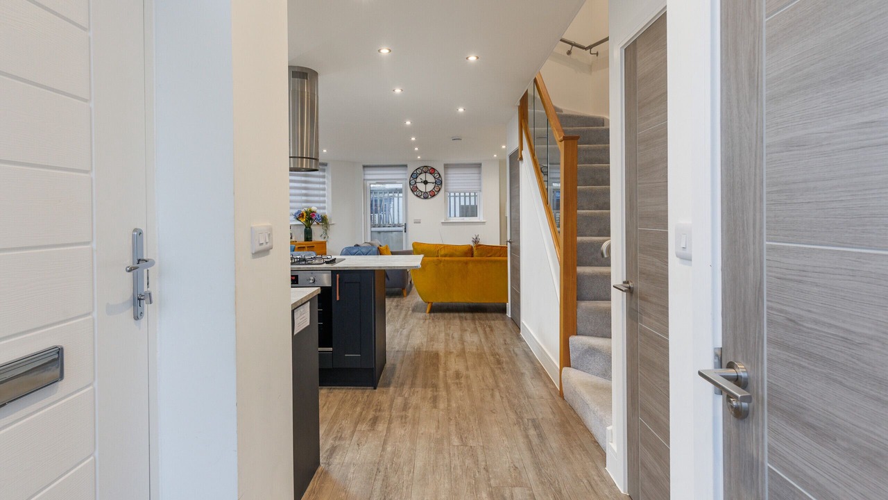 Photo of Others in Sandown