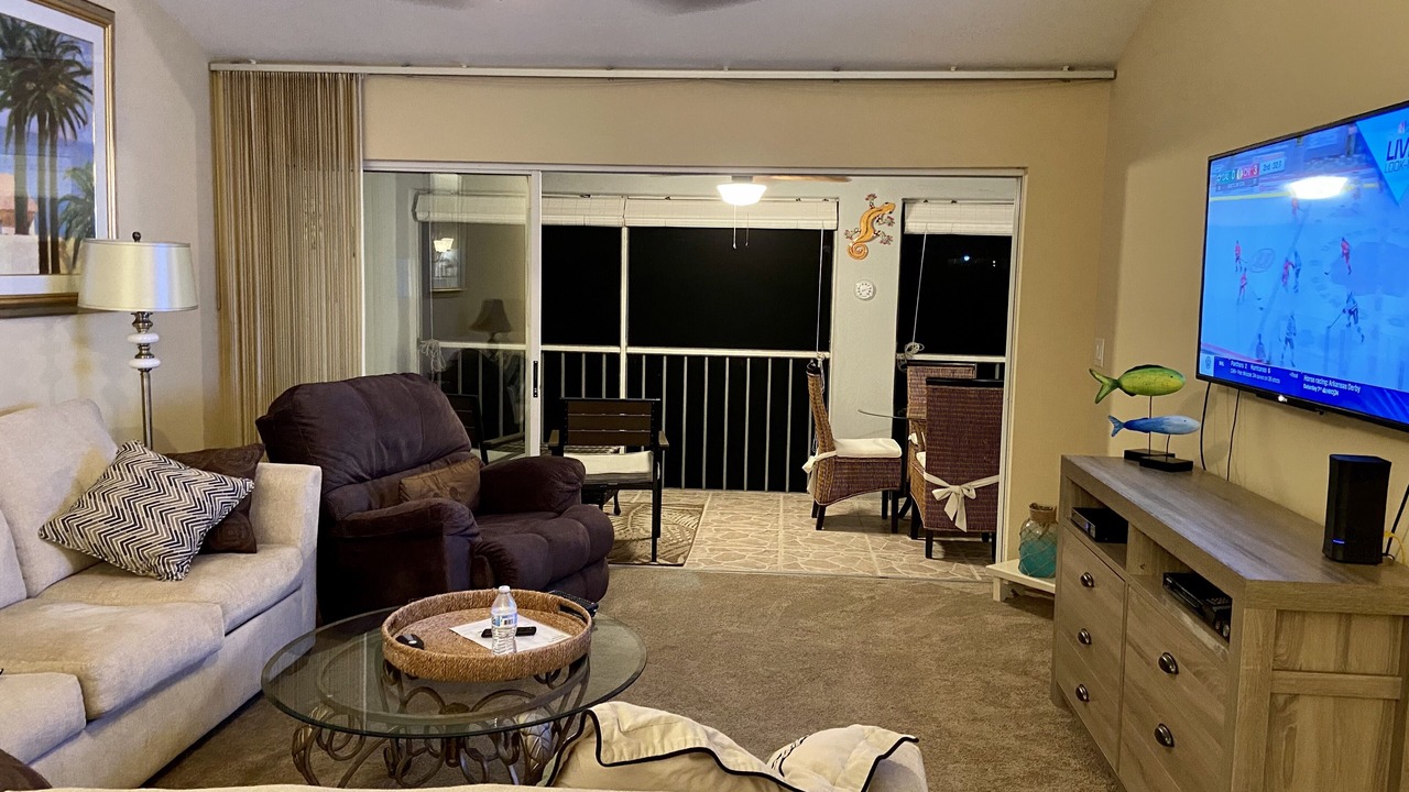 Photo of Livingroom in Whitney Beach