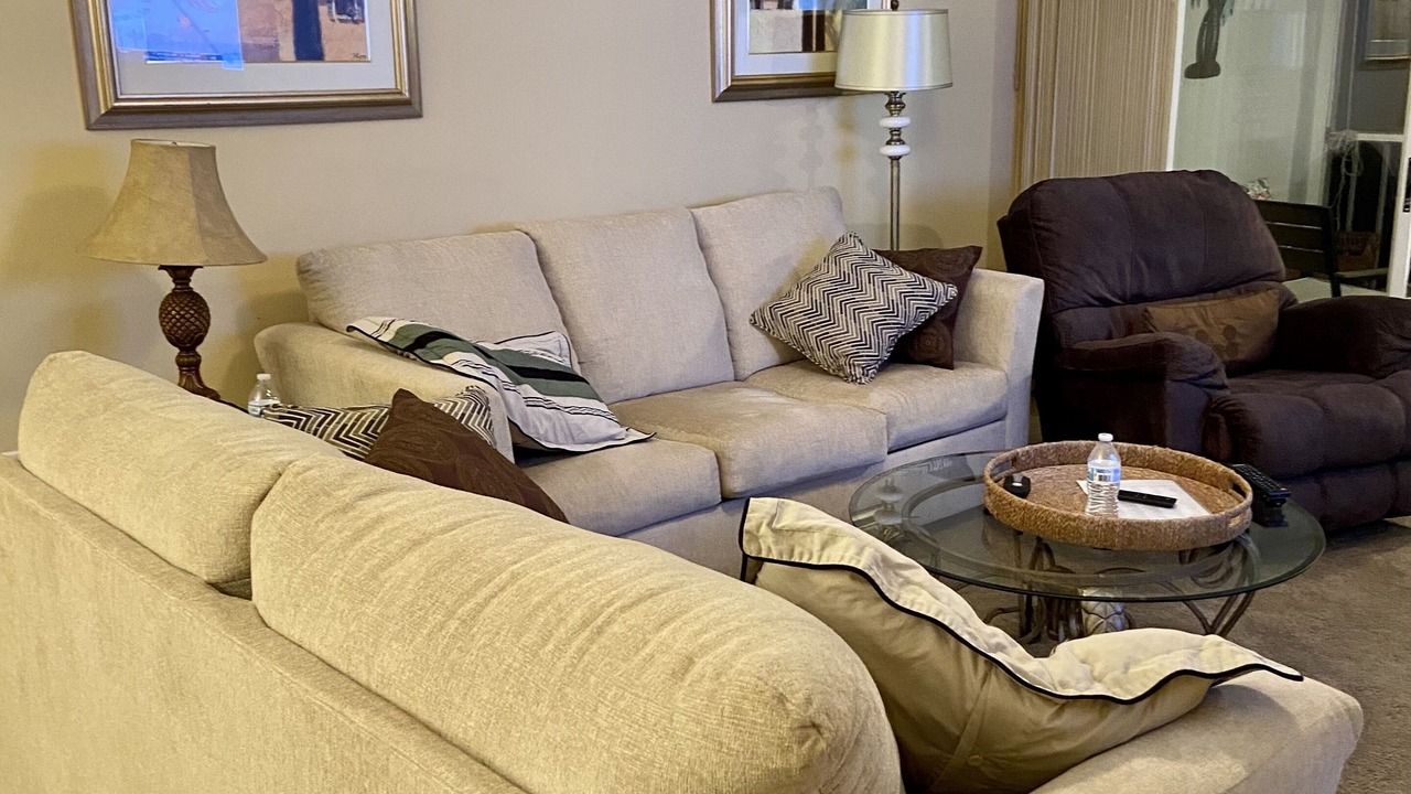 Photo of Livingroom in Whitney Beach