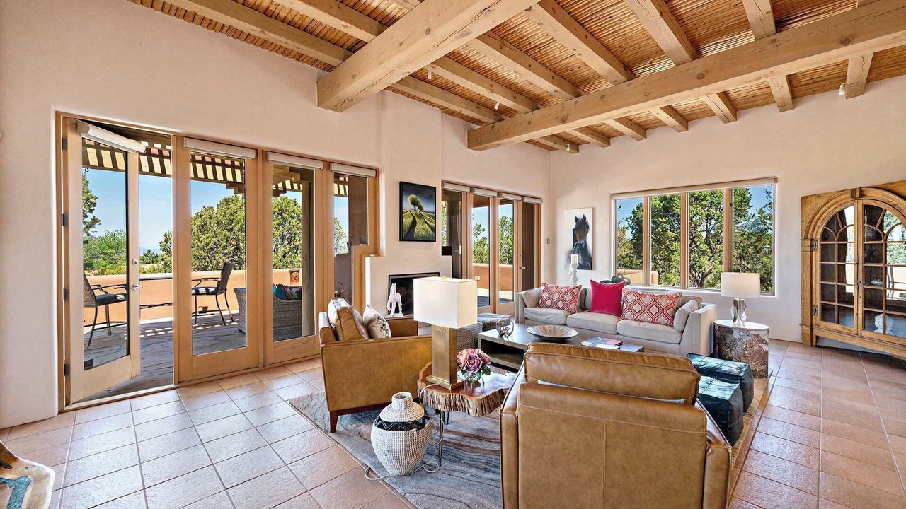 Photo of Livingroom in Santa Fe