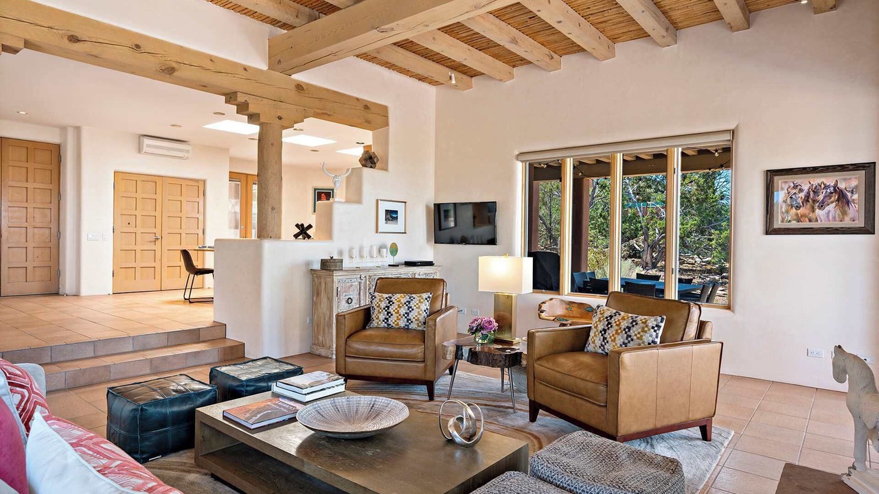 Photo of Livingroom in Santa Fe