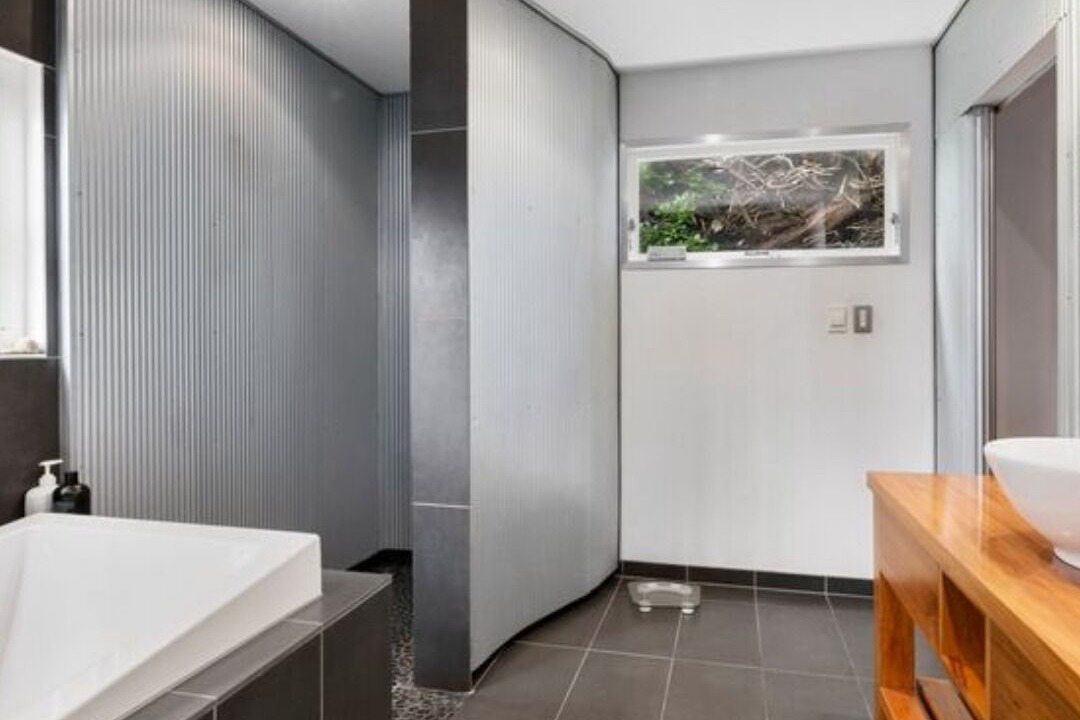 Photo of Bathroom in Waikanae