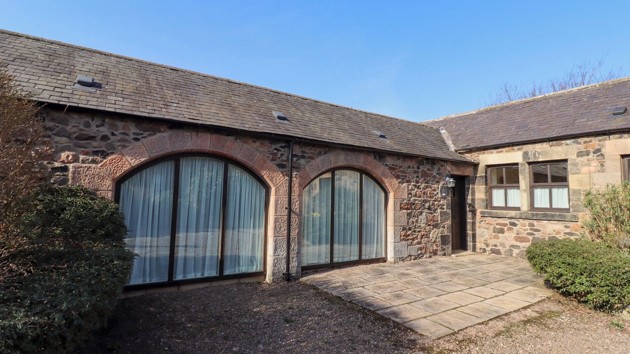 Photo of Outdoor in Akeld