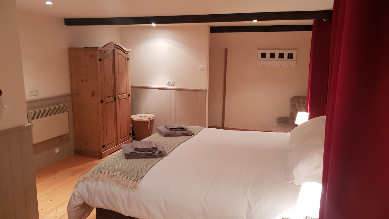 Photo of Bedroom in Villiers-le-Pre