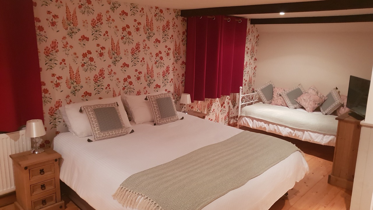 Photo of Bedroom in Villiers-le-Pre