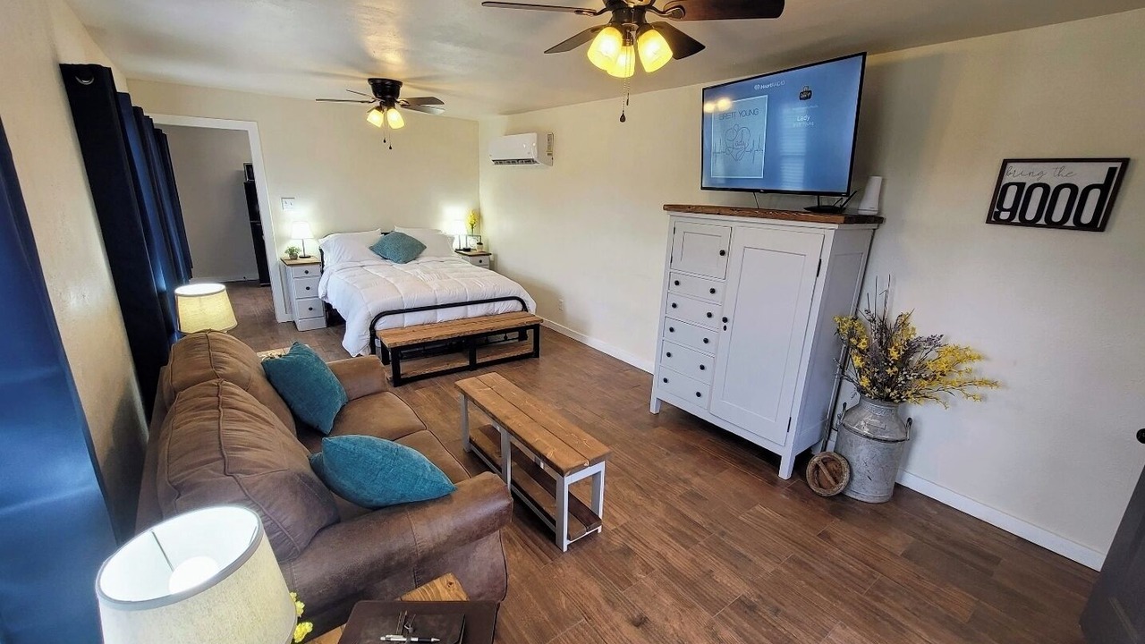 Photo of Bedroom in Electra