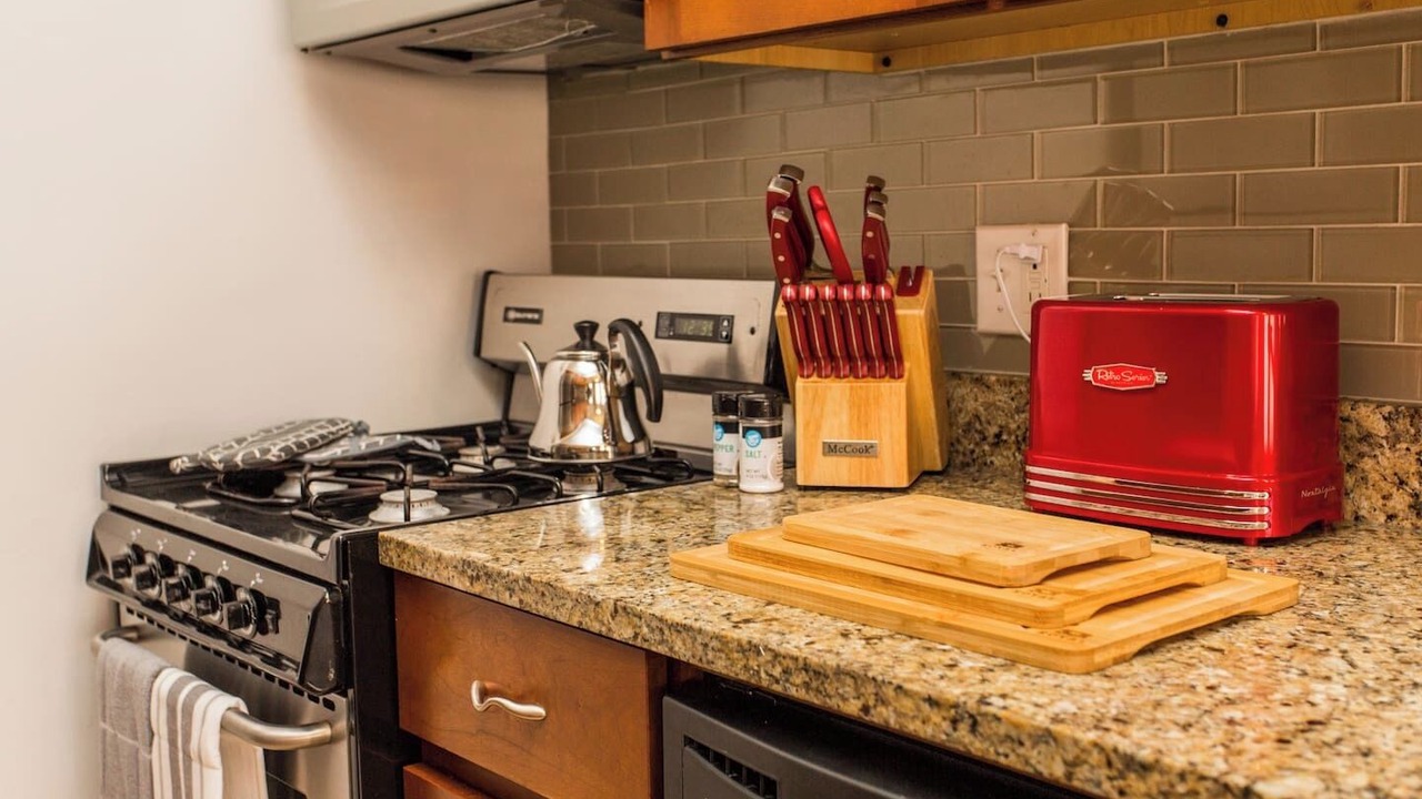 Photo of Kitchen in Streeterville