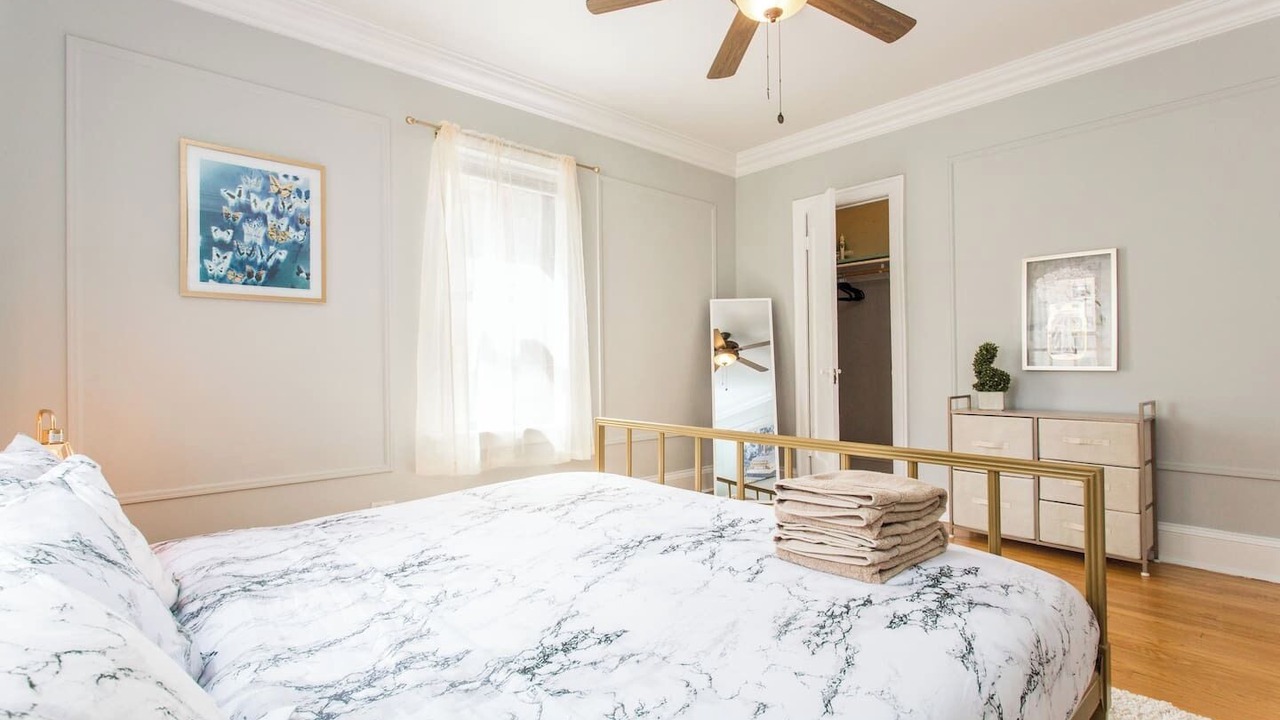 Photo of Bedroom in Streeterville