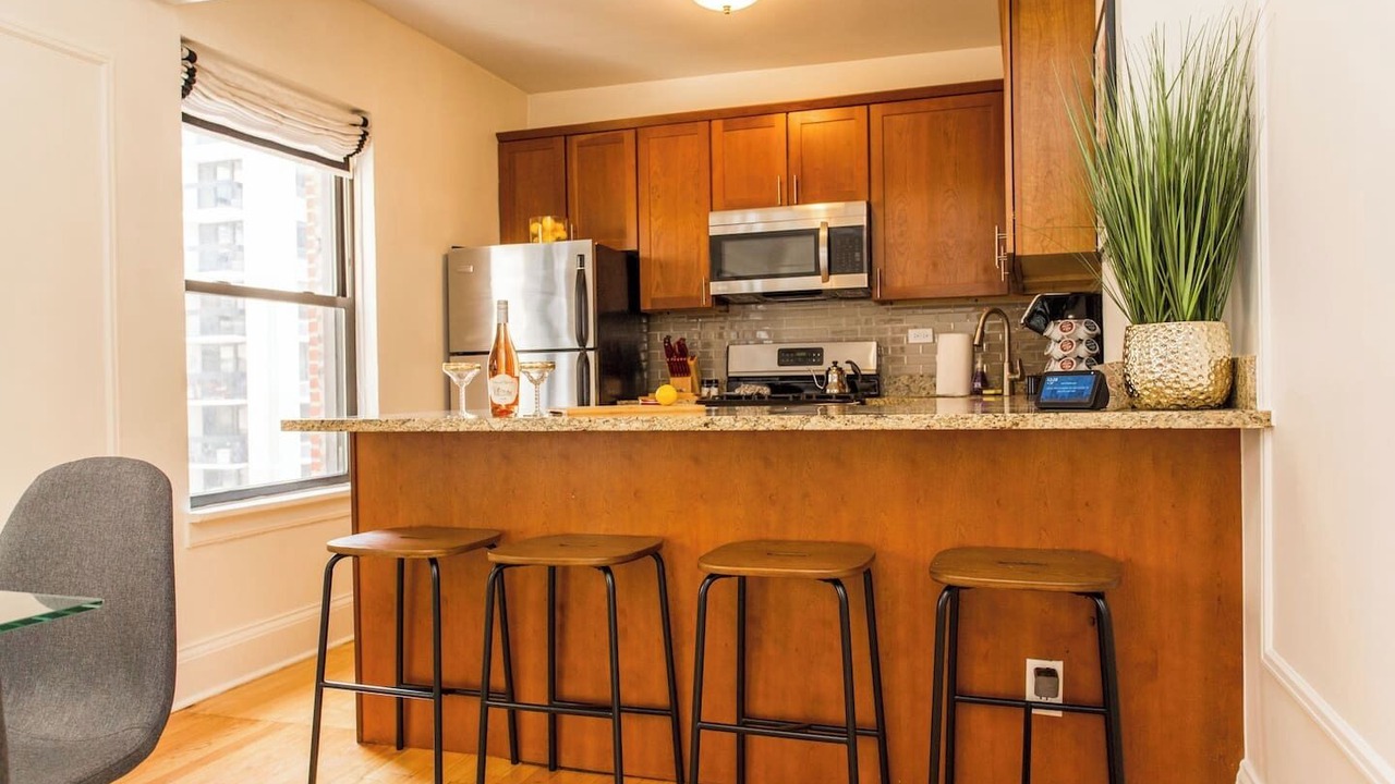 Photo of Kitchen in Streeterville