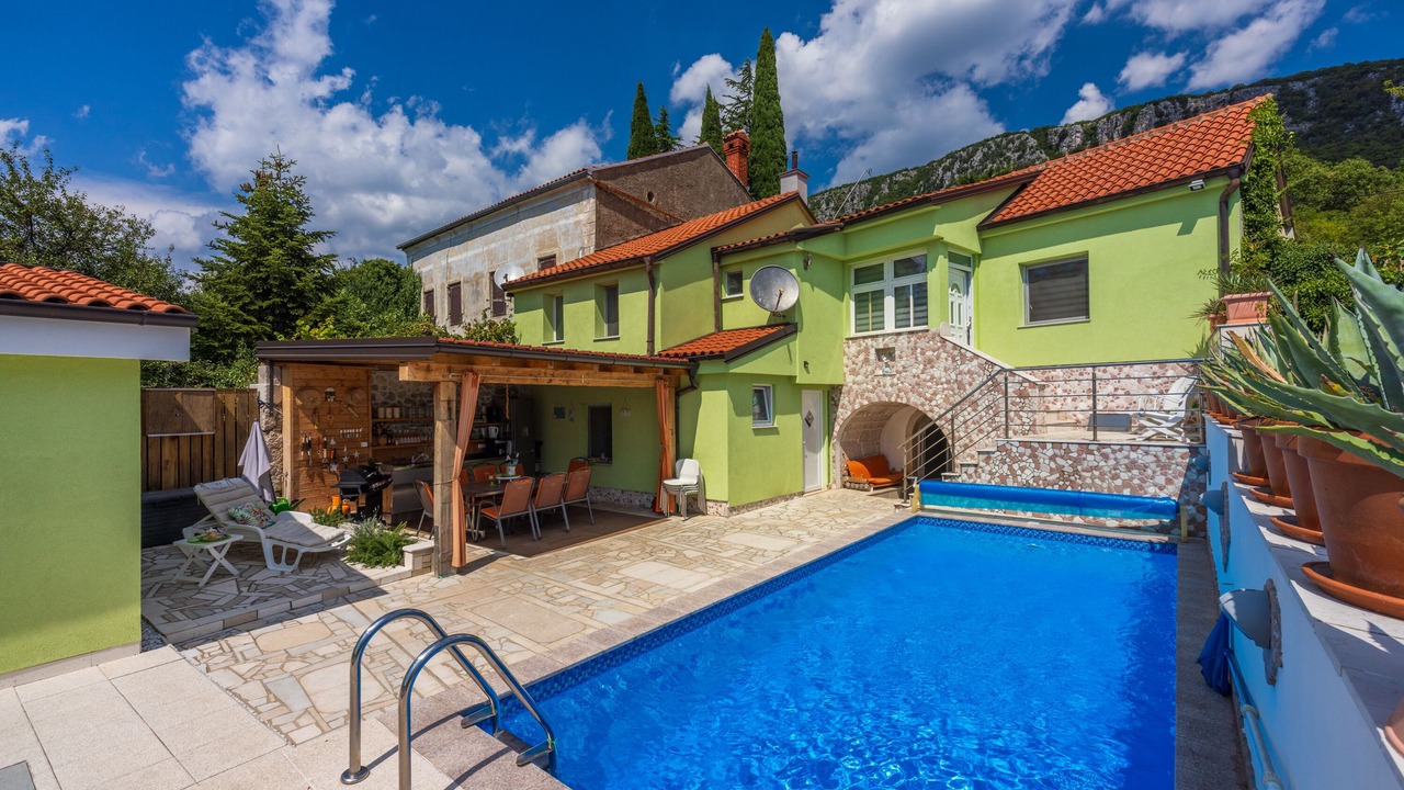 Photo of Outdoor in Grizane