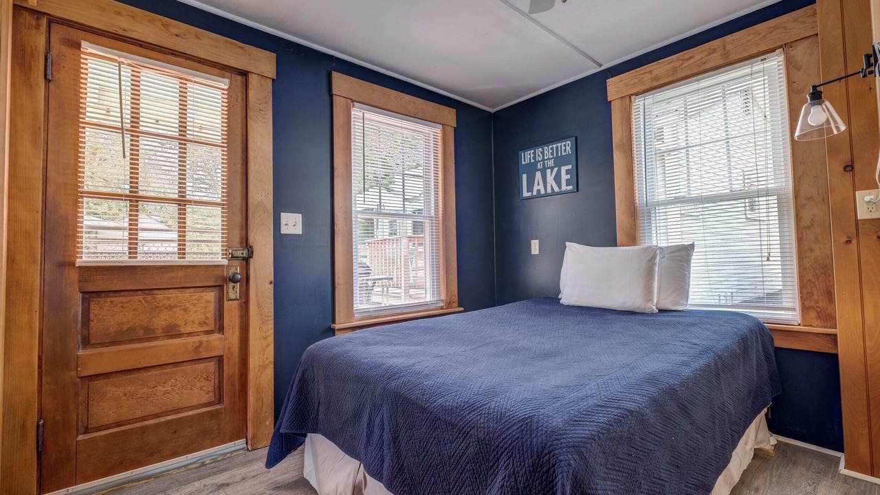 Photo of Bedroom in Weirs Beach