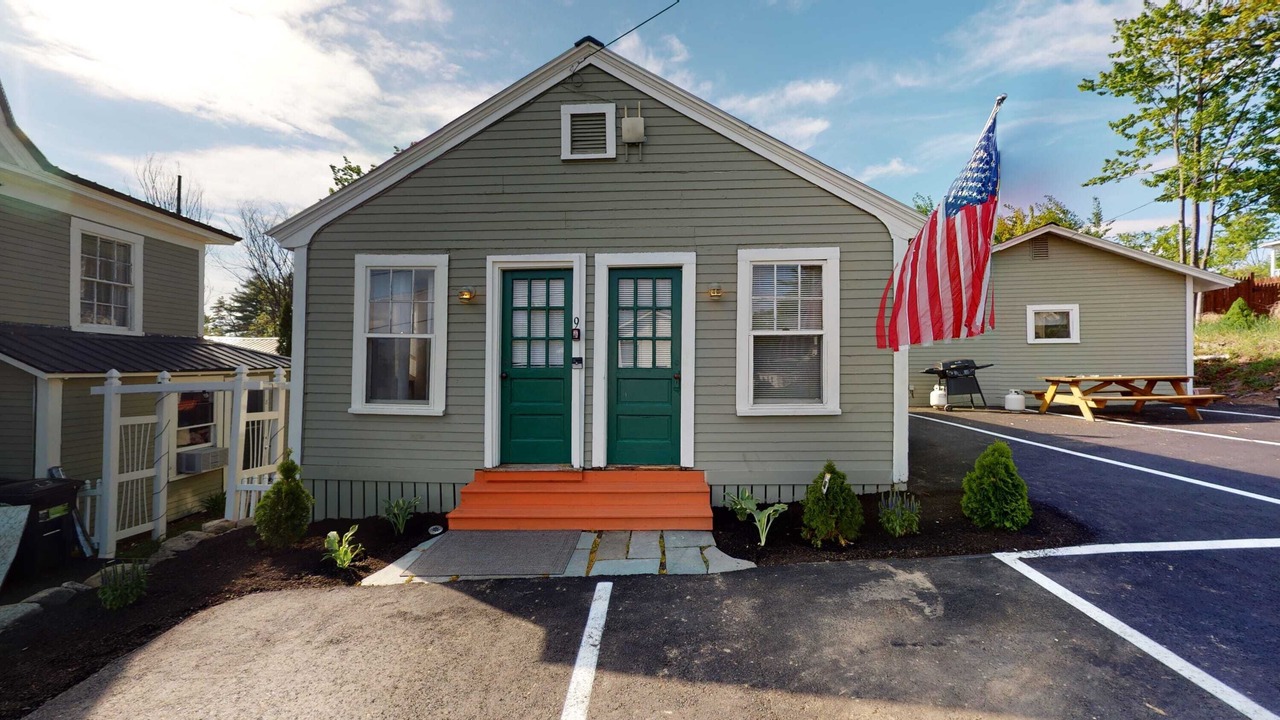 Photo of Others in Weirs Beach