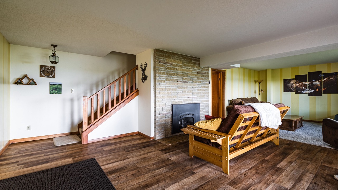 Photo of Livingroom in Stoddard