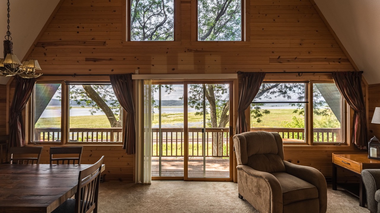 Photo of Livingroom in Stoddard