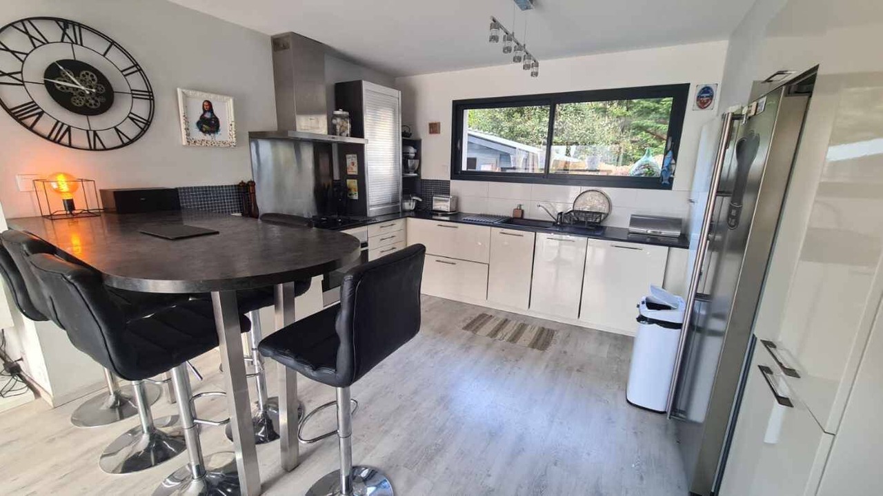 Photo of Kitchen in Saint-Andre-des-Eaux