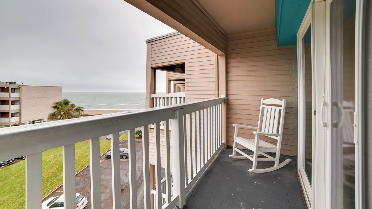 Photo of Patio Balcony in North Beach