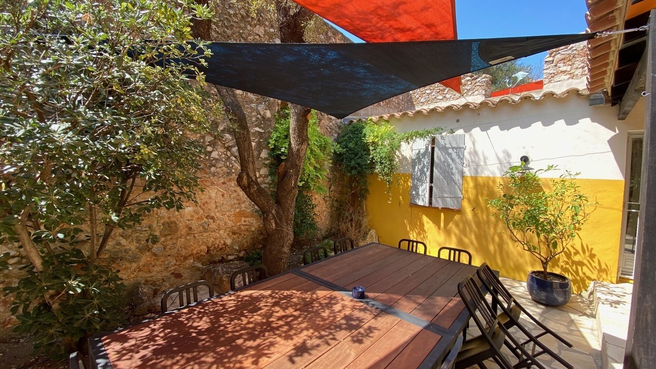 Photo of Outdoor in Grottes Caves