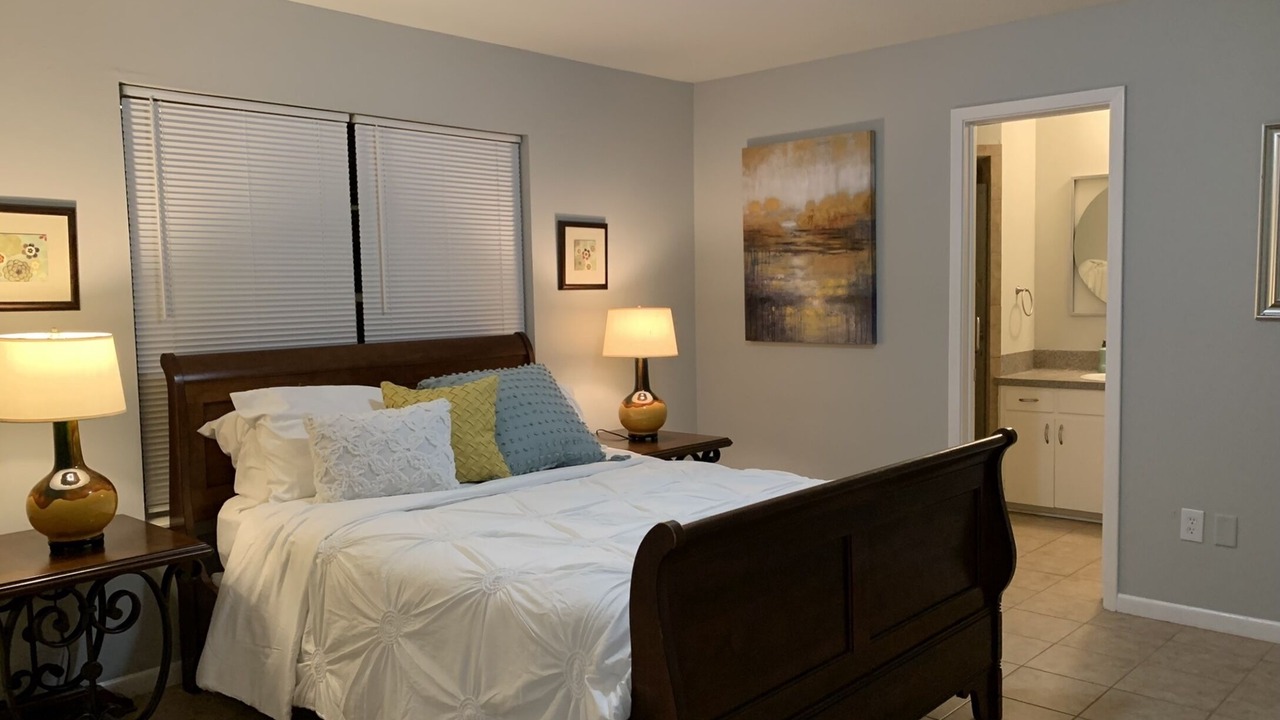 Photo of Bedroom in Baytown
