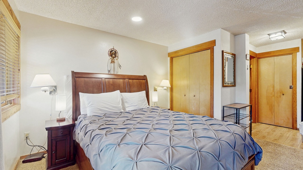 Photo of Bedroom in Tahoe Woods