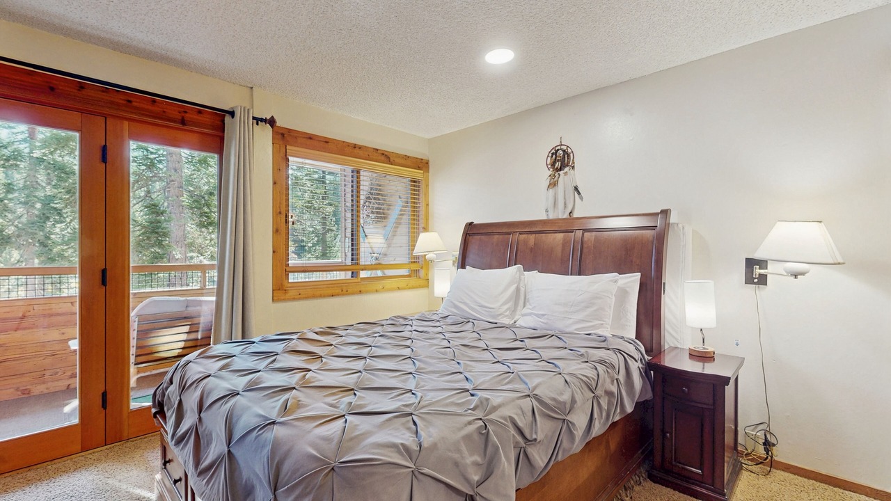 Photo of Bedroom in Tahoe Woods