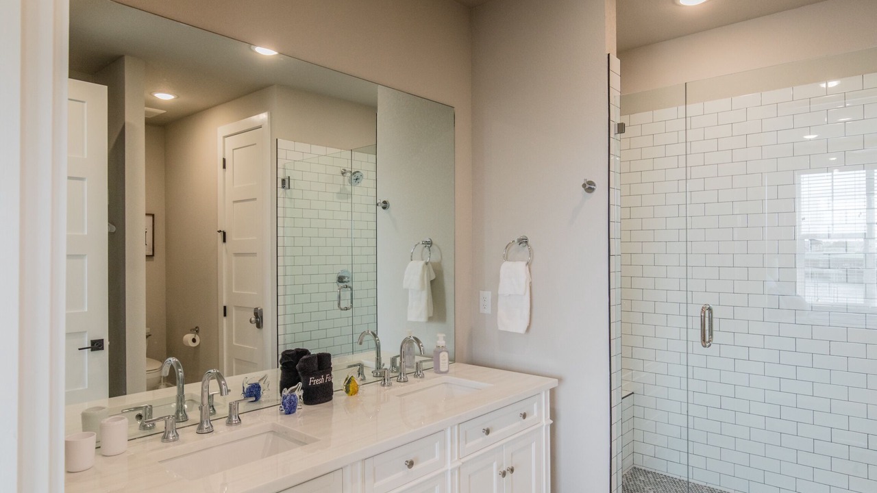 Photo of Bathroom in Graford