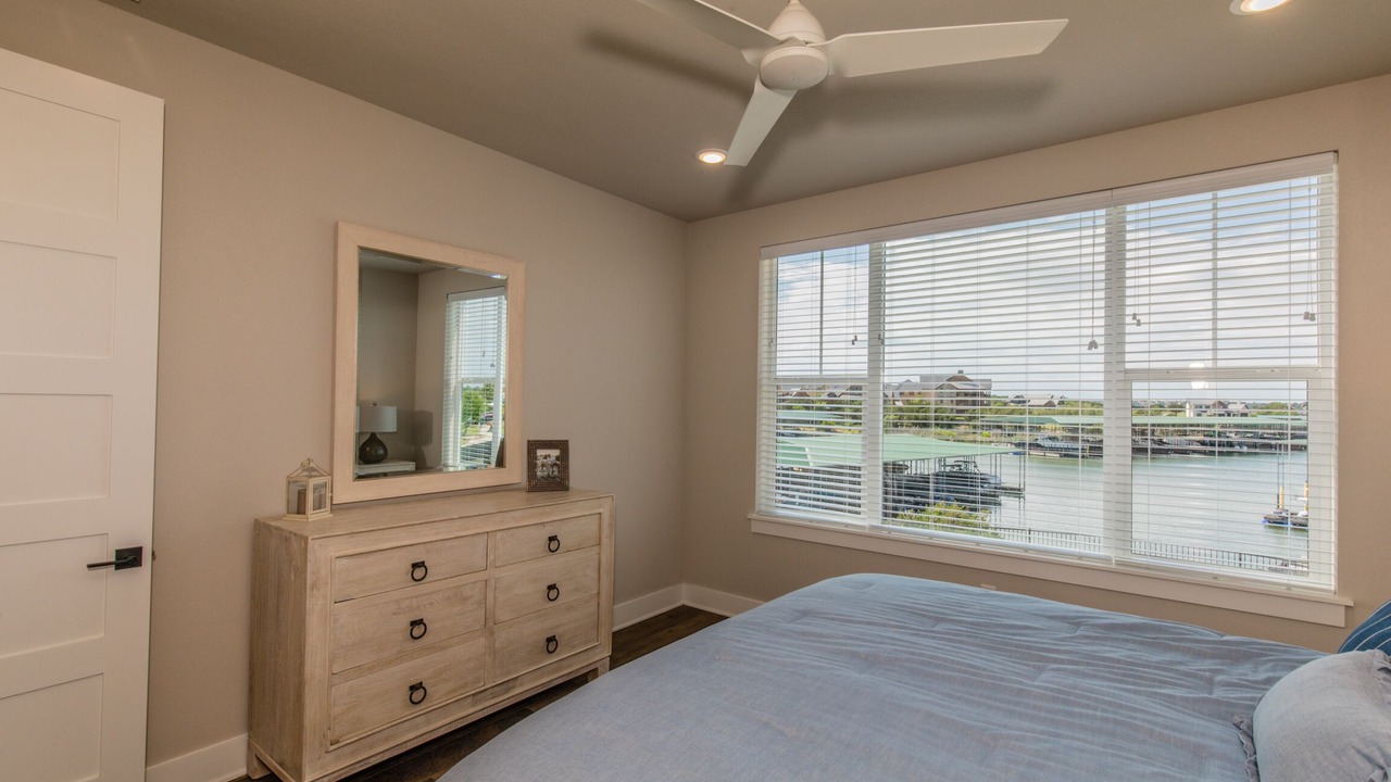 Photo of Bedroom in Graford