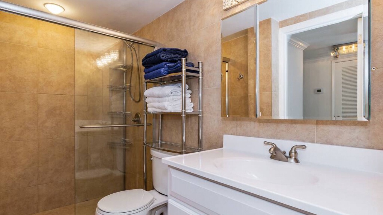 Photo of Bathroom in Central Beach
