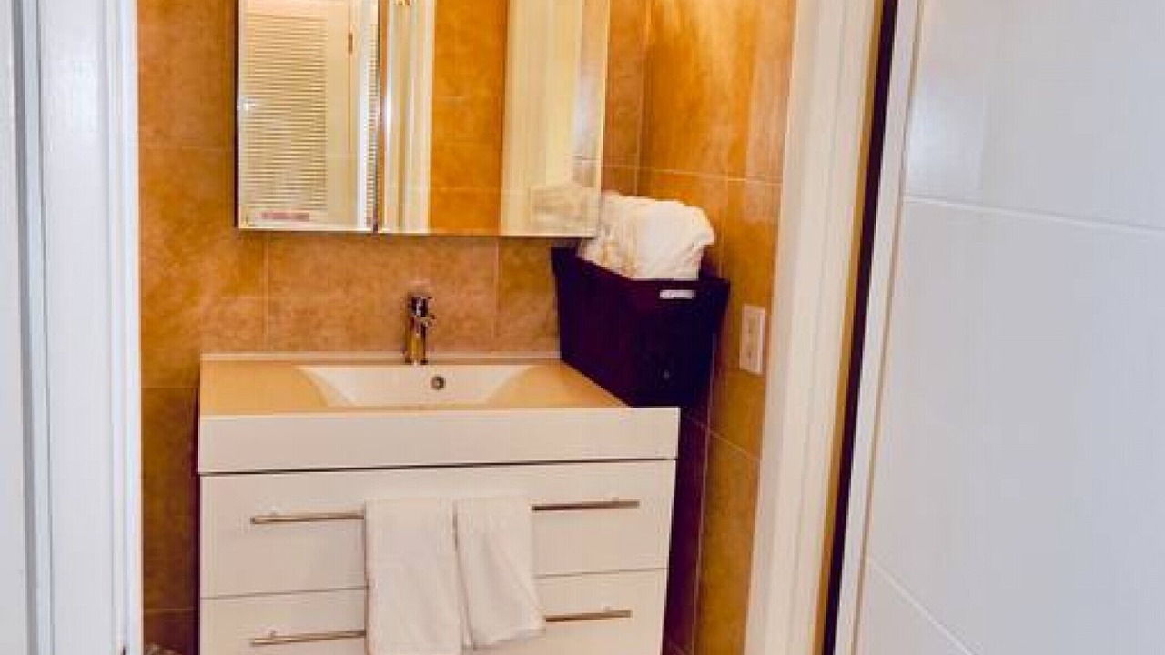 Photo of Bathroom in Central Beach