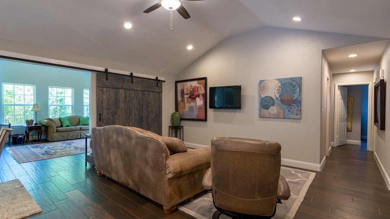 Photo of Livingroom in Mesa Park