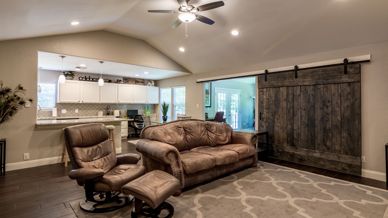 Photo of Livingroom in Mesa Park