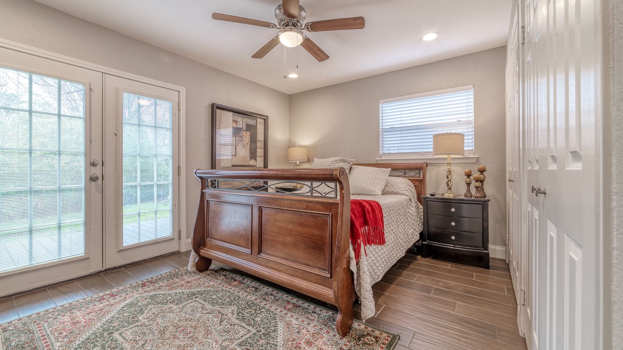 Photo of Bedroom in Mesa Park