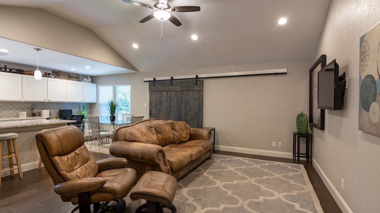 Photo of Livingroom in Mesa Park