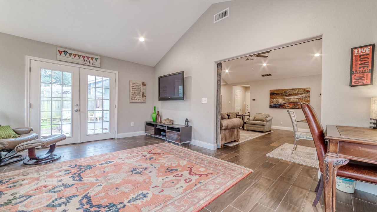 Photo of Livingroom in Mesa Park