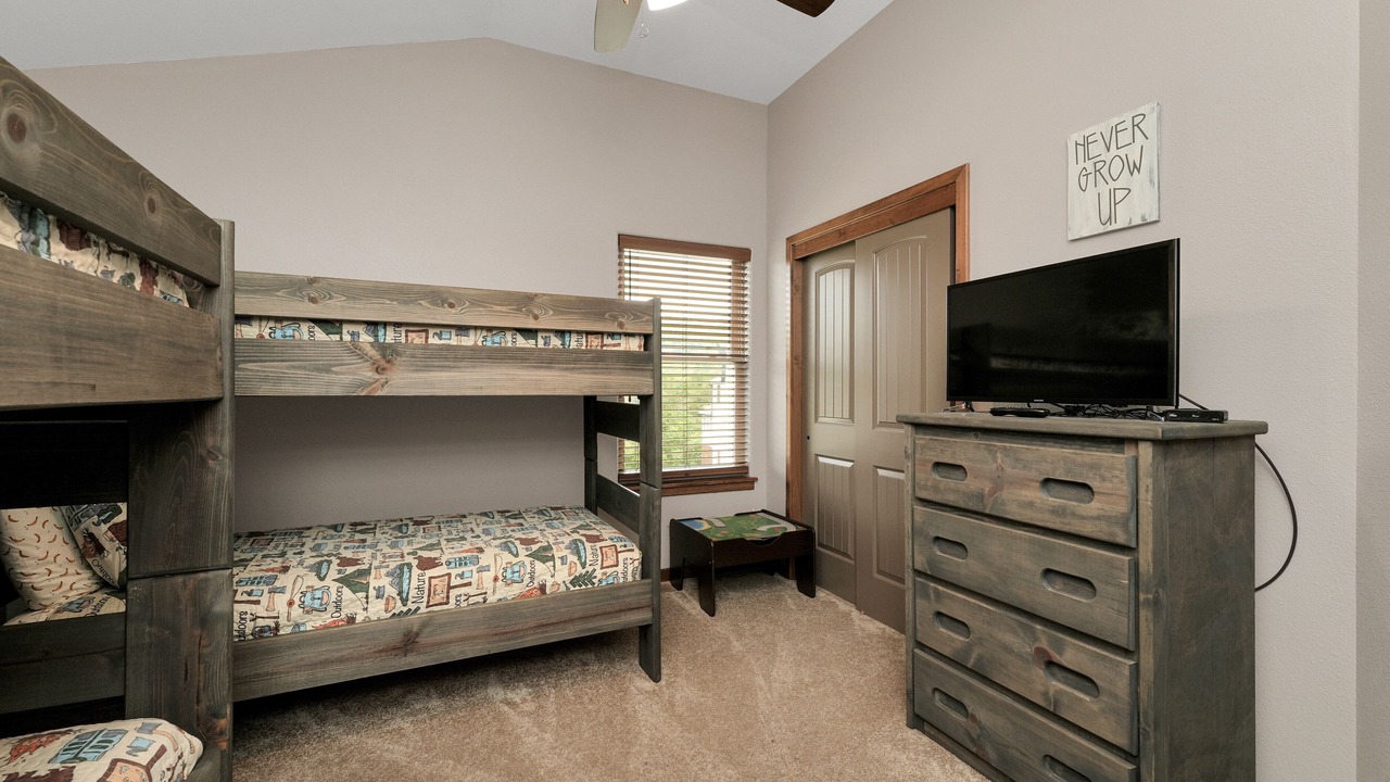 Photo of Bedroom in Hollister