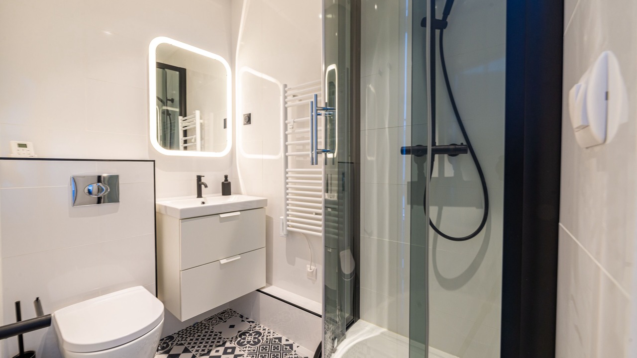 Photo of Bathroom in Bourg-l'Eveque