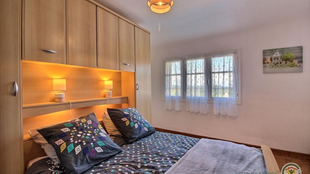 Photo of Bedroom in Lannion