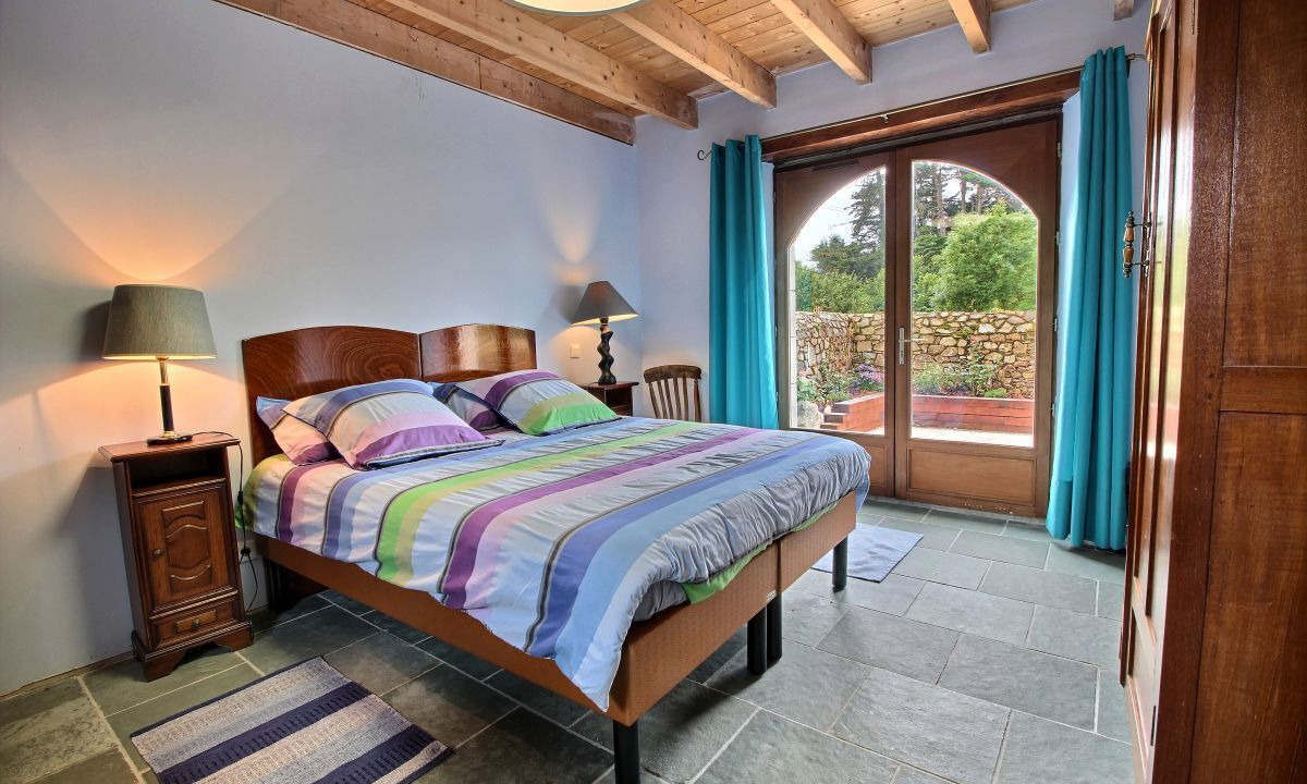 Photo of Bedroom in Plougrescant