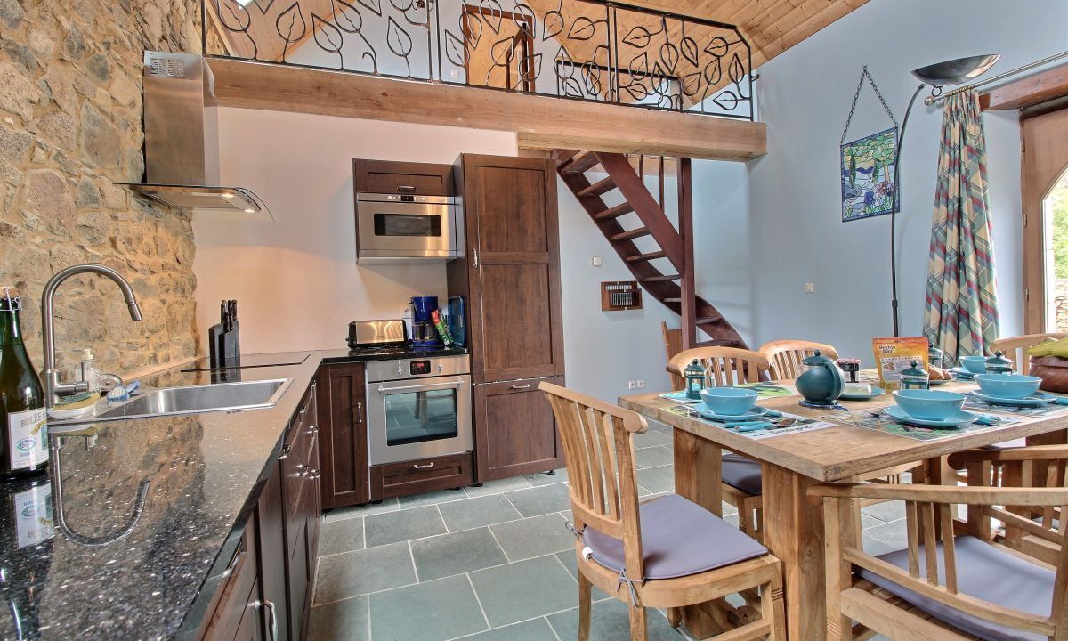 Photo of Kitchen in Plougrescant