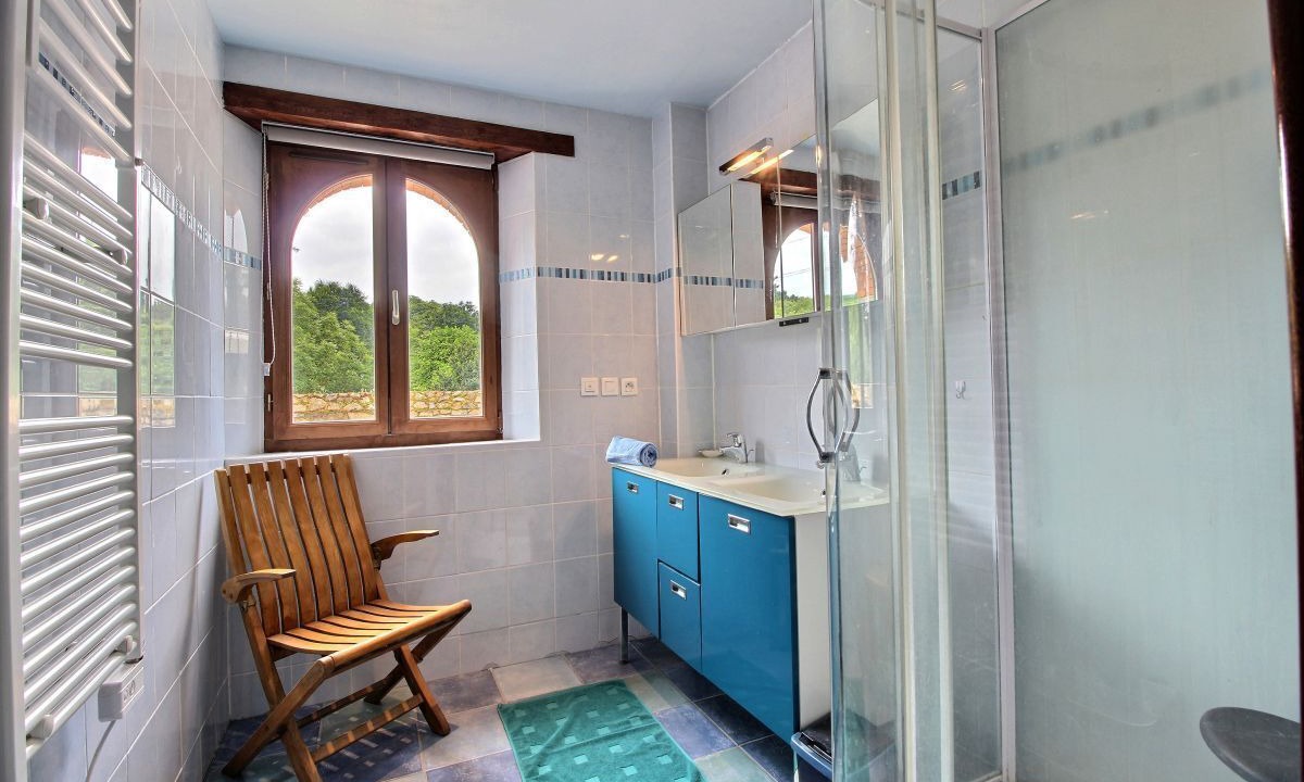 Photo of Bathroom in Plougrescant