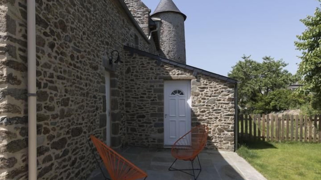 Photo of Patio Balcony in Saint-Jouan-des-Guerets