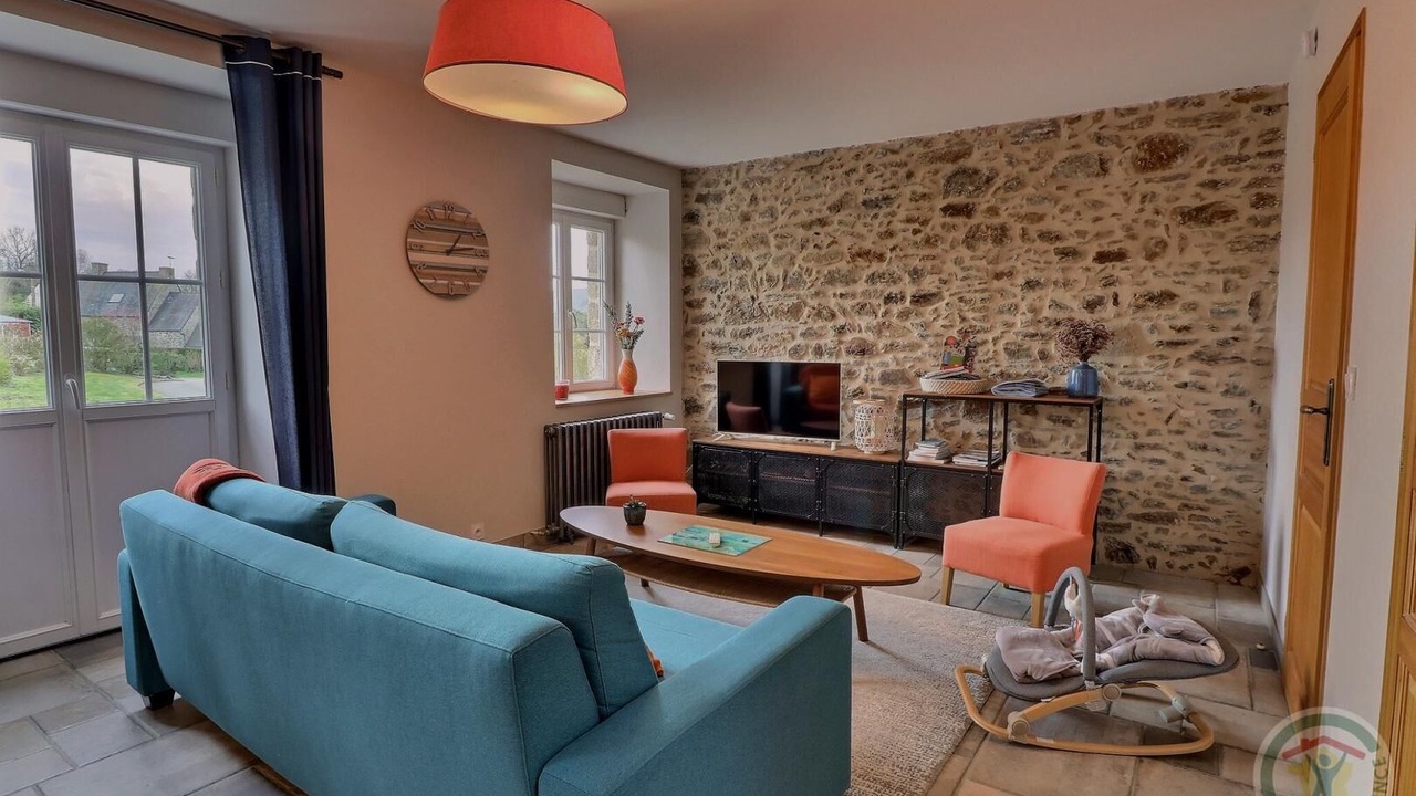 Photo of Livingroom in Saint-Jouan-des-Guerets