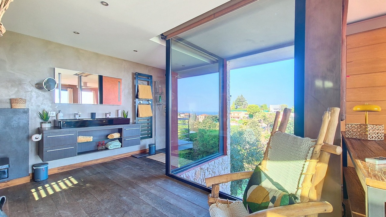 Photo of Others in Nice