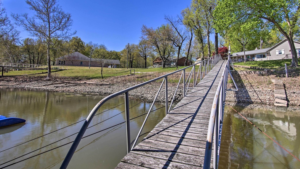 Photo of Outdoor in Cleora
