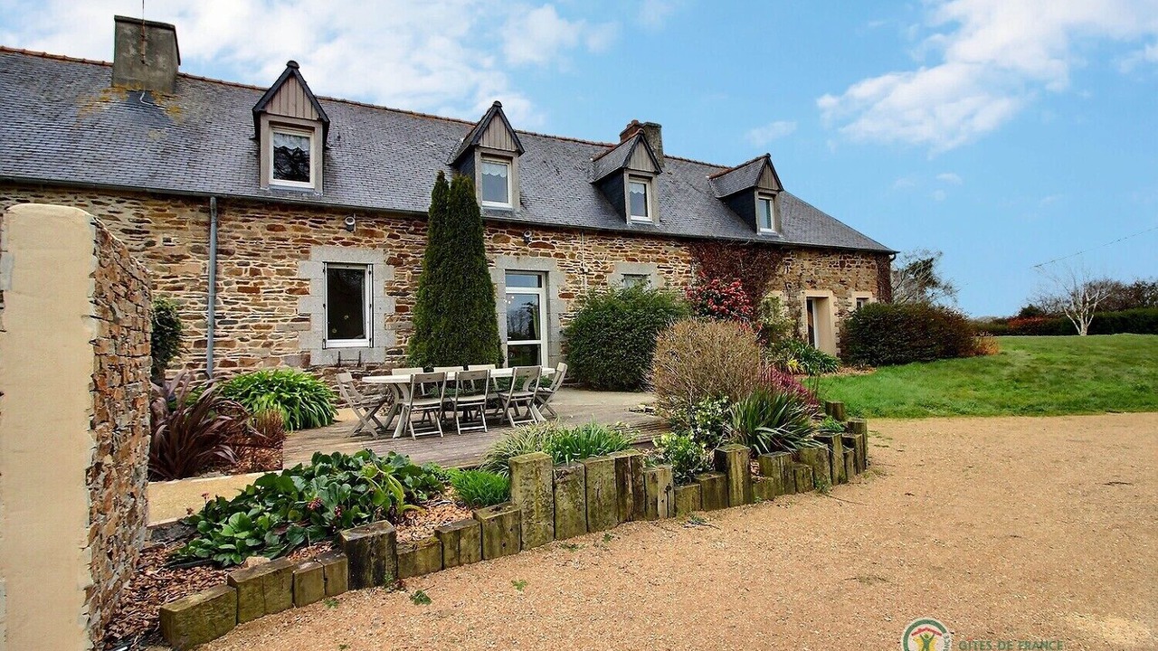 Photo of Outdoor in Pleudaniel