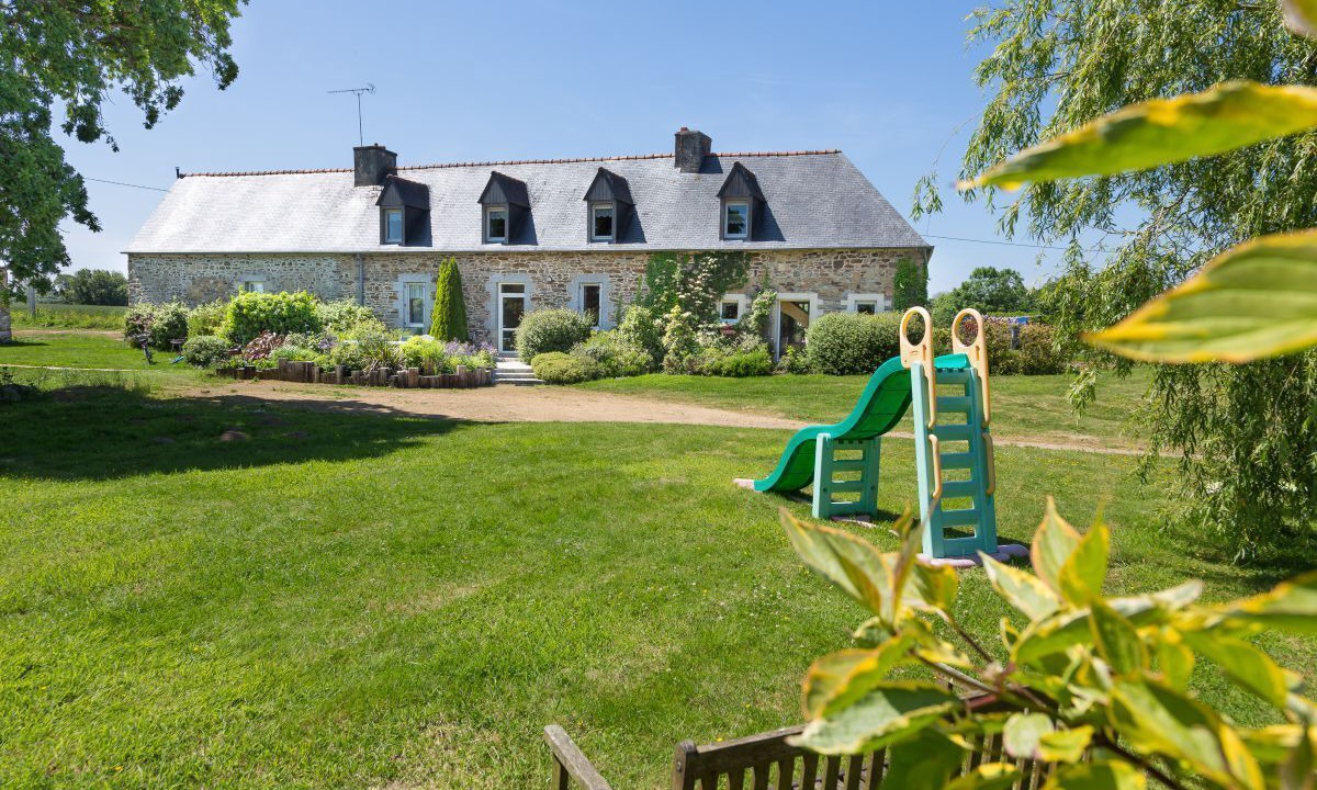 Photo of Others in Pleudaniel