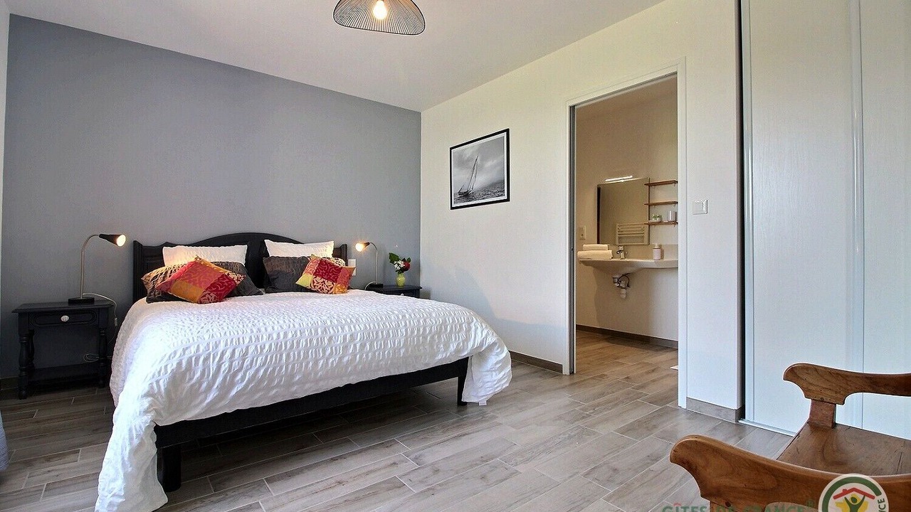 Photo of Bedroom in Lannion