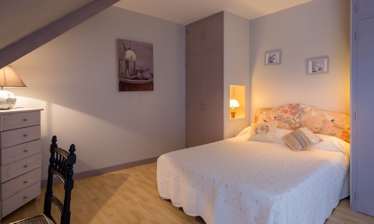 Photo of Bedroom in Henon
